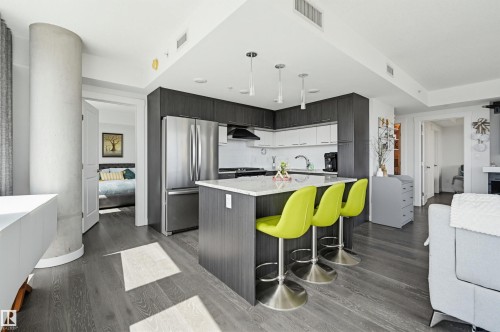 1605 9720 106 Street, Edmonton, AB - Indoor Photo Showing Kitchen With Stainless Steel Kitchen With Upgraded Kitchen