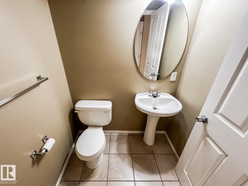 101 2051 Towne Centre Boulevard, Edmonton, AB - Indoor Photo Showing Bathroom