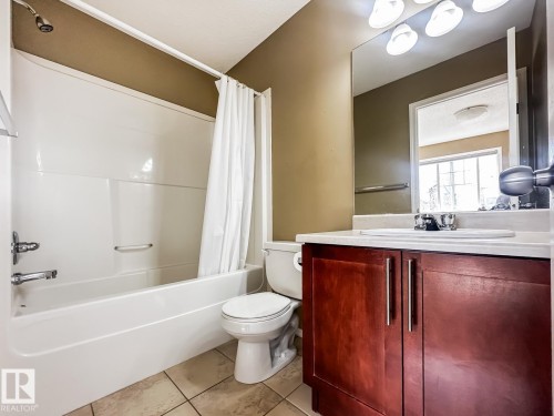 101 2051 Towne Centre Boulevard, Edmonton, AB - Indoor Photo Showing Bathroom