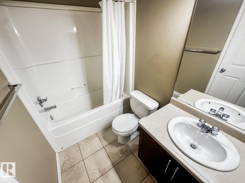 101 2051 Towne Centre Boulevard, Edmonton, AB - Indoor Photo Showing Bathroom