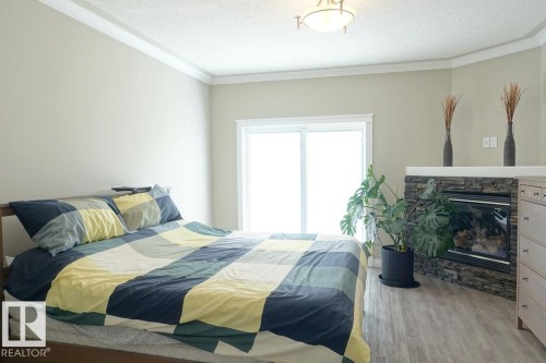 243 Greenfield Way, Fort Saskatchewan, AB - Indoor Photo Showing Bedroom