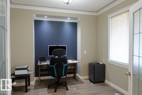 243 Greenfield Way, Fort Saskatchewan, AB - Indoor Photo Showing Office