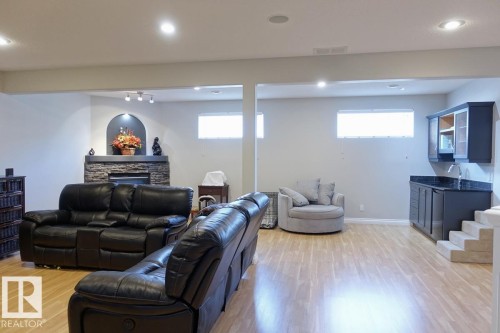 243 Greenfield Way, Fort Saskatchewan, AB - Indoor
