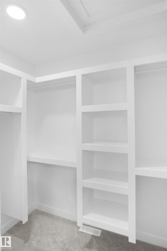 119 Peirwyck Loop, Spruce Grove, AB - Indoor With Storage