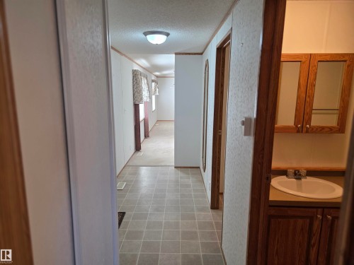11 Midland Road, Millet, AB - Indoor Photo Showing Other Room