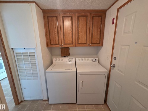 11 Midland Road, Millet, AB - Indoor Photo Showing Laundry Room