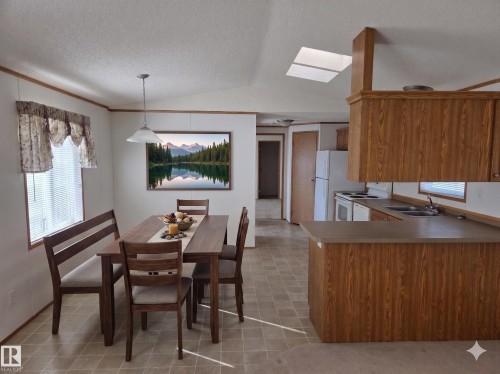 11 Midland Road, Millet, AB - Indoor Photo Showing Dining Room