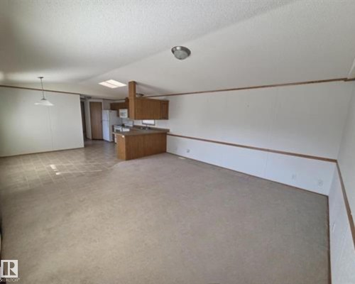 11 Midland Road, Millet, AB - Indoor
