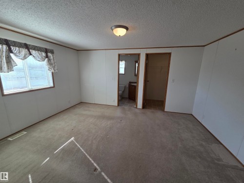 11 Midland Road, Millet, AB - Indoor Photo Showing Other Room