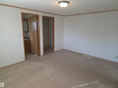 11 Midland Road, Millet, AB - Indoor Photo Showing Other Room