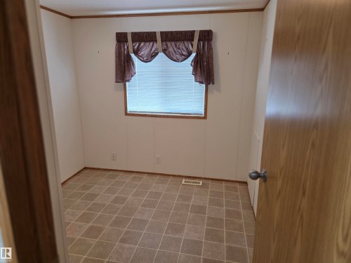 11 Midland Road, Millet, AB - Indoor Photo Showing Other Room