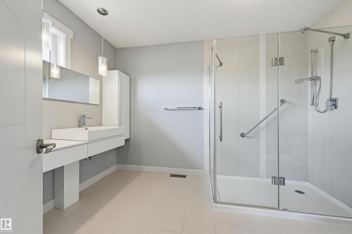 8834 91 Street, Edmonton, AB - Indoor Photo Showing Bathroom