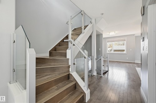 8834 91 Street, Edmonton, AB - Indoor Photo Showing Other Room