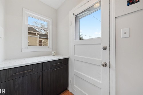 11421 68 Street, Edmonton, AB - Indoor Photo Showing Other Room