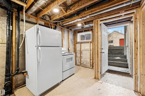 11421 68 Street, Edmonton, AB - Indoor Photo Showing Basement