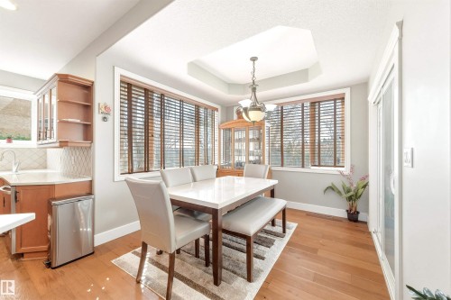 1145 Lincoln Crescent, Edmonton, AB - Indoor Photo Showing Dining Room