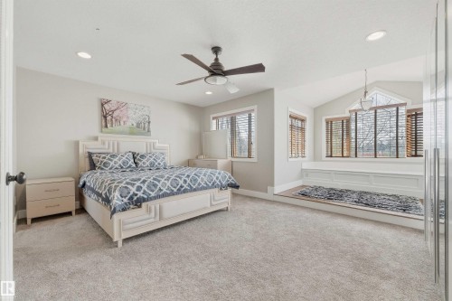 1145 Lincoln Crescent, Edmonton, AB - Indoor Photo Showing Bedroom