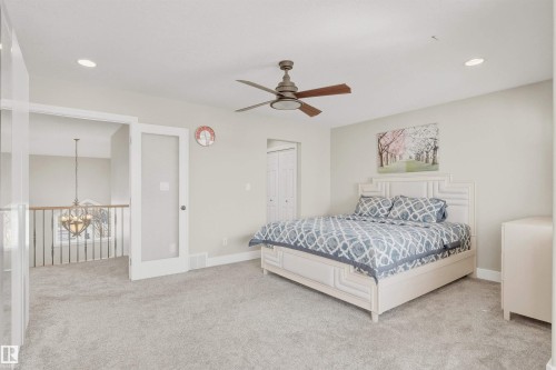 1145 Lincoln Crescent, Edmonton, AB - Indoor Photo Showing Bedroom