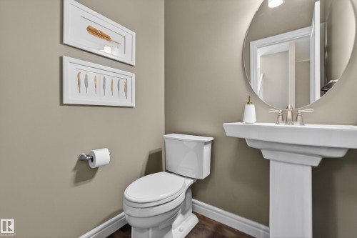 242 Cranberry Bend, Fort Saskatchewan, AB - Indoor Photo Showing Bathroom