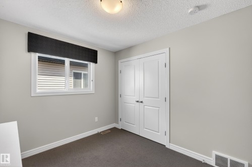 242 Cranberry Bend, Fort Saskatchewan, AB - Indoor Photo Showing Other Room