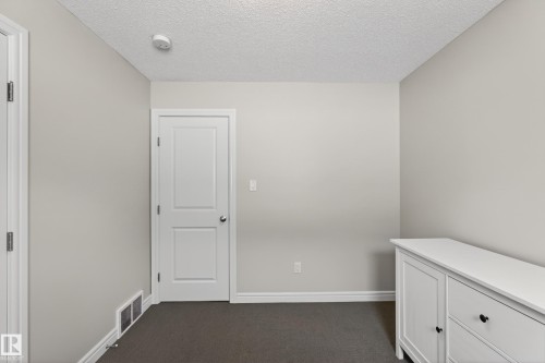 242 Cranberry Bend, Fort Saskatchewan, AB - Indoor Photo Showing Other Room