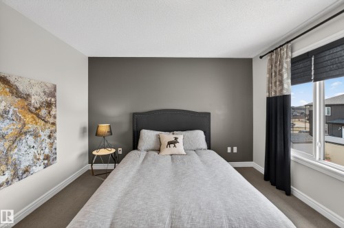 242 Cranberry Bend, Fort Saskatchewan, AB - Indoor Photo Showing Bedroom