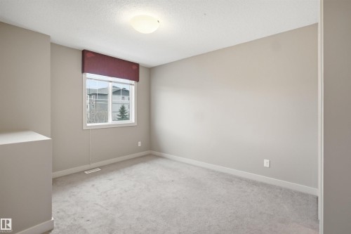 1780 Cunningham Wy, Edmonton, AB - Indoor Photo Showing Other Room