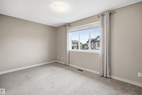 1780 Cunningham Wy, Edmonton, AB - Indoor Photo Showing Other Room