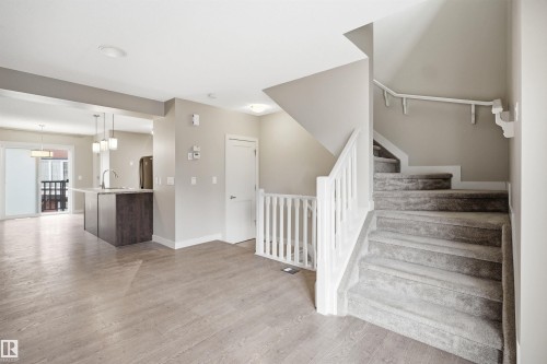 1780 Cunningham Wy, Edmonton, AB - Indoor Photo Showing Other Room