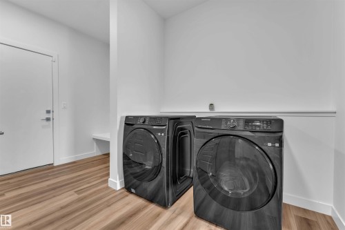 2128 190 Street, Edmonton, AB - Indoor Photo Showing Laundry Room