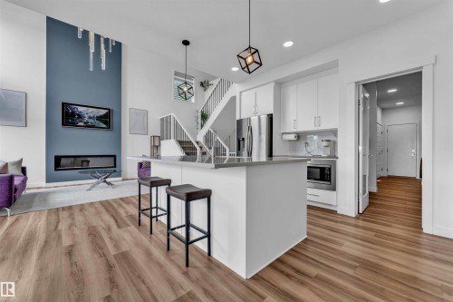 2128 190 Street, Edmonton, AB - Indoor Photo Showing Kitchen