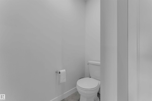 2128 190 Street, Edmonton, AB - Indoor Photo Showing Bathroom