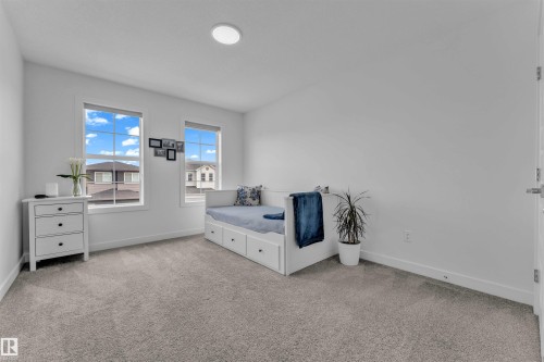 2128 190 Street, Edmonton, AB - Indoor Photo Showing Bedroom