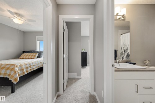 6517 57 Avenue, Beaumont, AB - Indoor Photo Showing Bedroom