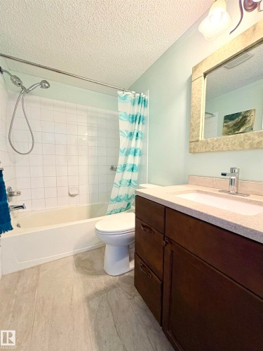 163 10520 120 Street, Edmonton, AB - Indoor Photo Showing Bathroom