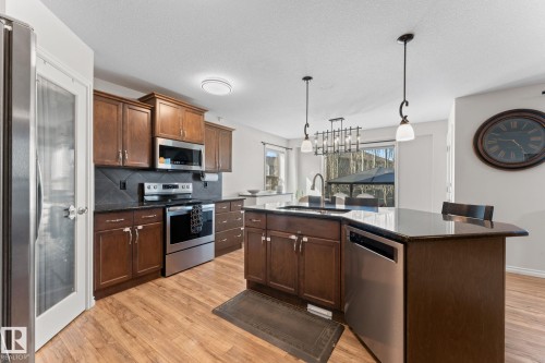 132 Selkirk Place, Leduc, AB - Indoor Photo Showing Kitchen With Stainless Steel Kitchen