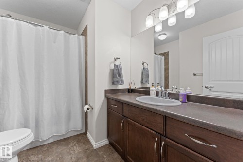 132 Selkirk Place, Leduc, AB - Indoor Photo Showing Bathroom