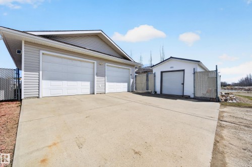4217 55 Avenue, Lamont, AB - Outdoor With Exterior