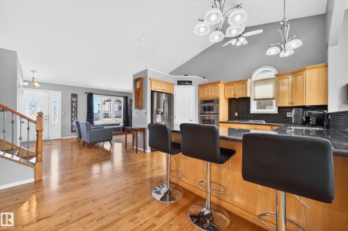 4217 55 Avenue, Lamont, AB - Indoor