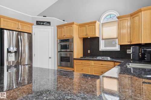 4217 55 Avenue, Lamont, AB - Indoor Photo Showing Kitchen