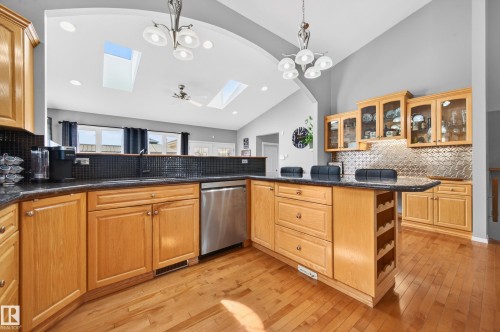 4217 55 Avenue, Lamont, AB - Indoor Photo Showing Kitchen