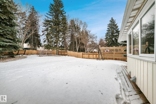 Full deck area that runs the back of the home. - 38 Lancaster Crescent, St. Albert, AB - Outdoor