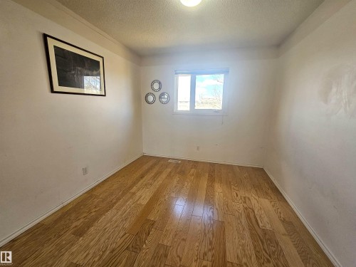 28 3645 145 Avenue, Edmonton, AB - Indoor Photo Showing Other Room