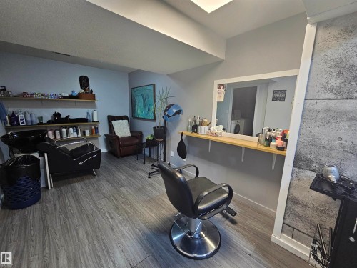 28 3645 145 Avenue, Edmonton, AB - Indoor Photo Showing Gym Room