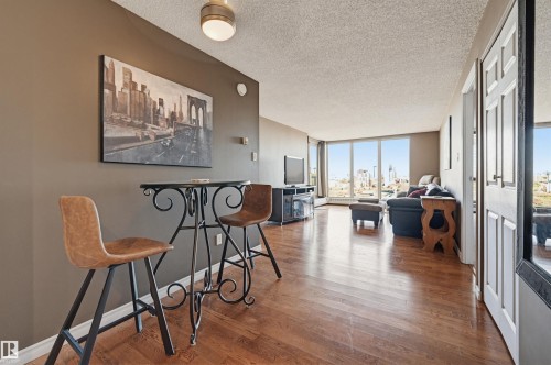 1001 10149 Saskatchewan Drive, Edmonton, AB - Indoor Photo Showing Other Room