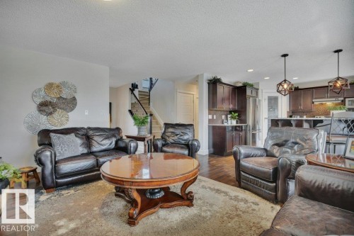 13 Selkirk Place, Leduc, AB - Indoor Photo Showing Living Room