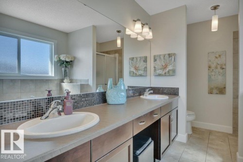 13 Selkirk Place, Leduc, AB - Indoor Photo Showing Bathroom