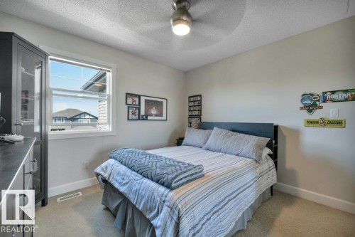 13 Selkirk Place, Leduc, AB - Indoor Photo Showing Bedroom