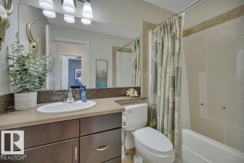 13 Selkirk Place, Leduc, AB - Indoor Photo Showing Bathroom