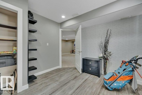13 Selkirk Place, Leduc, AB - Indoor